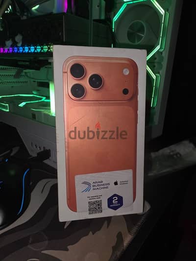 Apple - iPhone 17 Pro Max كسر زيرو بالعلبة و الوصلة ضمان تريد لاين