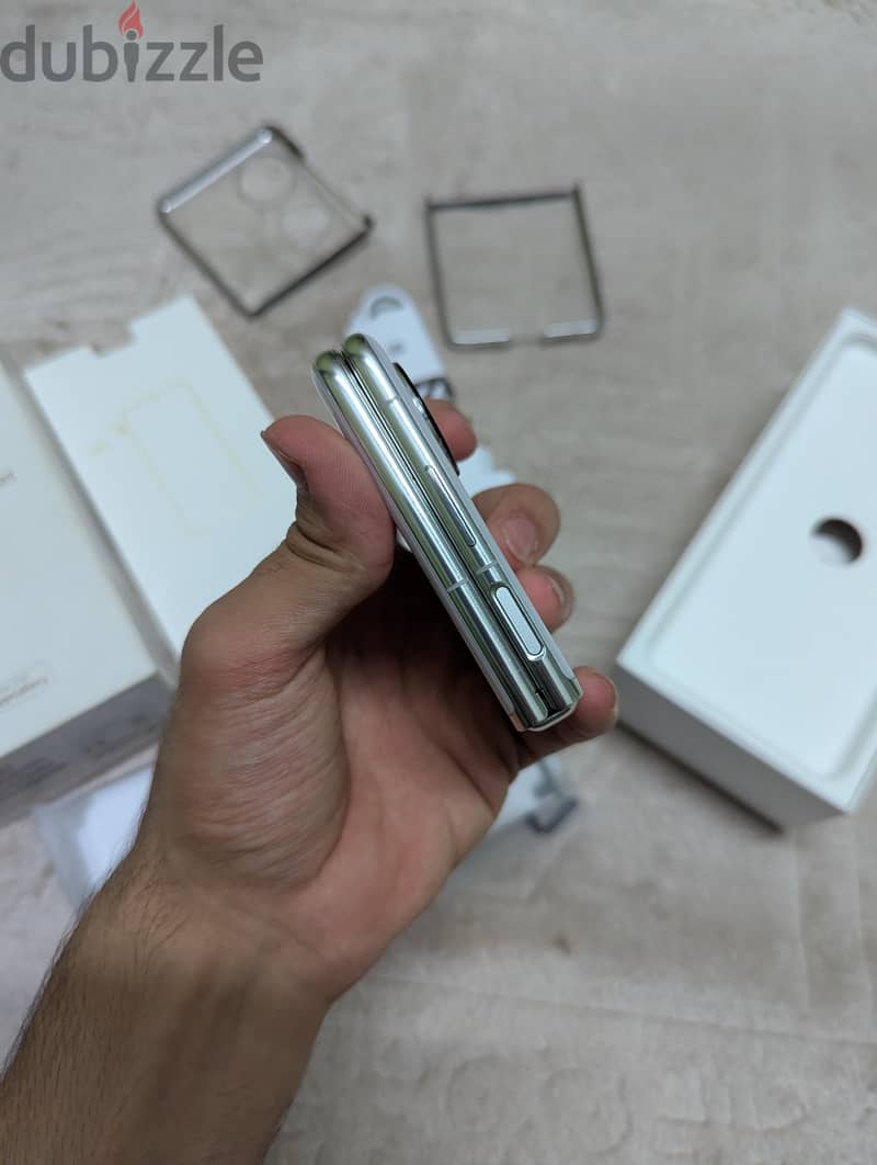 Huawei p50 pocket 7
