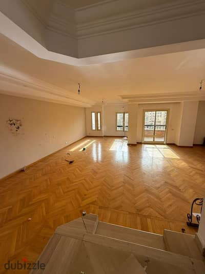 Apartment for sale in Nasr City 240 meters on Mohamed Maqlad Street