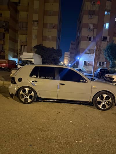 Golf 4