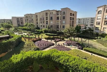 اقل سعر فى الماركت لشقة ٣ غرف ارضى بحديقة  متشطبة بالكامل استلام فورى فى ميفيدا
