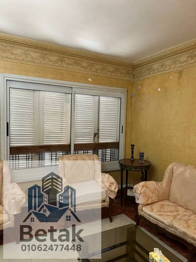 شقة للبيع 125م عمارات الظباط مصطفى كامل رشدى متفرع من ش المعسكر الرومانى