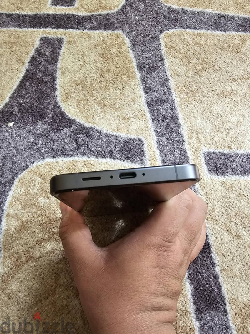 Samsung S24 Fe 3