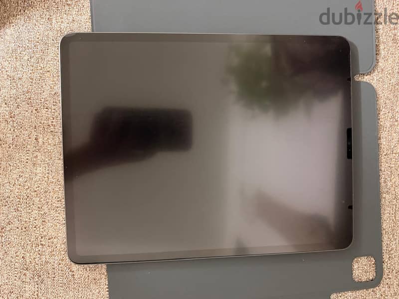 Apple iPad Pro 12.9-inch (5th generation) 4