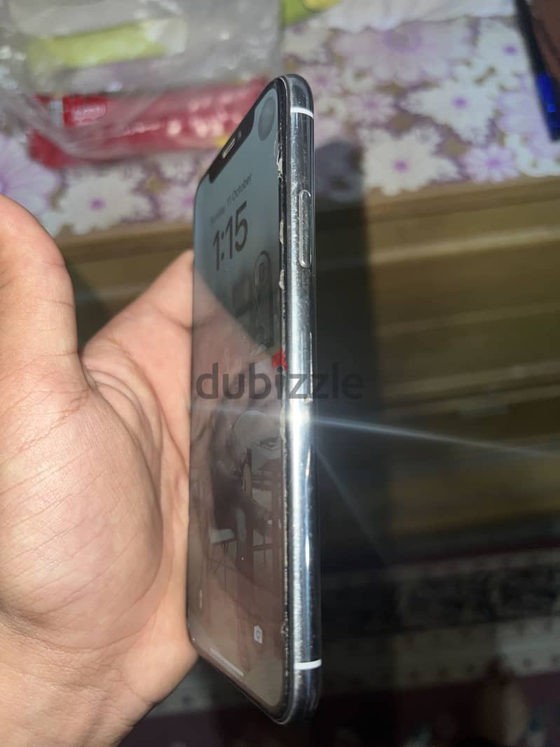 Apple - iPhone XS 4