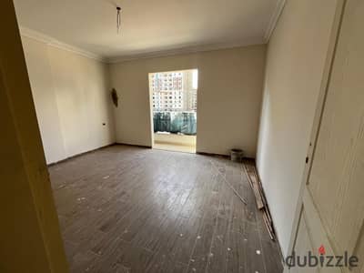  **Own Your Apartment in the Prime Plot at Sawary – Saudi Egyptian Construction**      **Plot 10 – Right on the Club**
