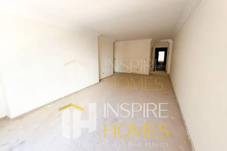 Resale Apartment –  with an Open View