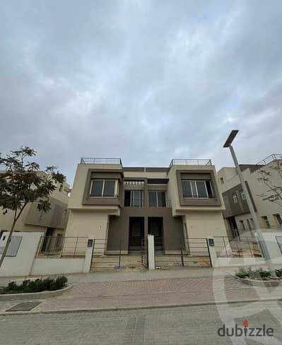 Ready-to-Move villa twinhouse for Sale