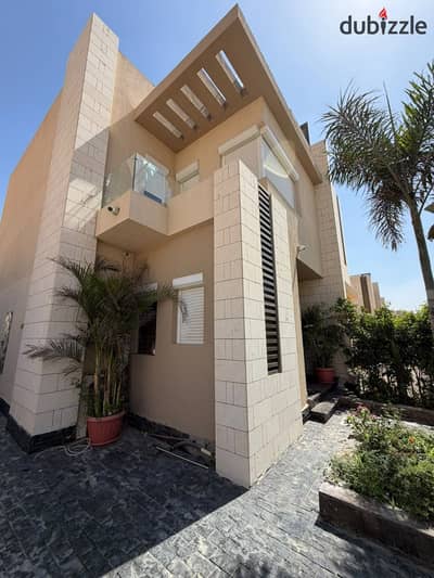 Lowest price for a semi-finished villa with a distinctive view next to Golf Views