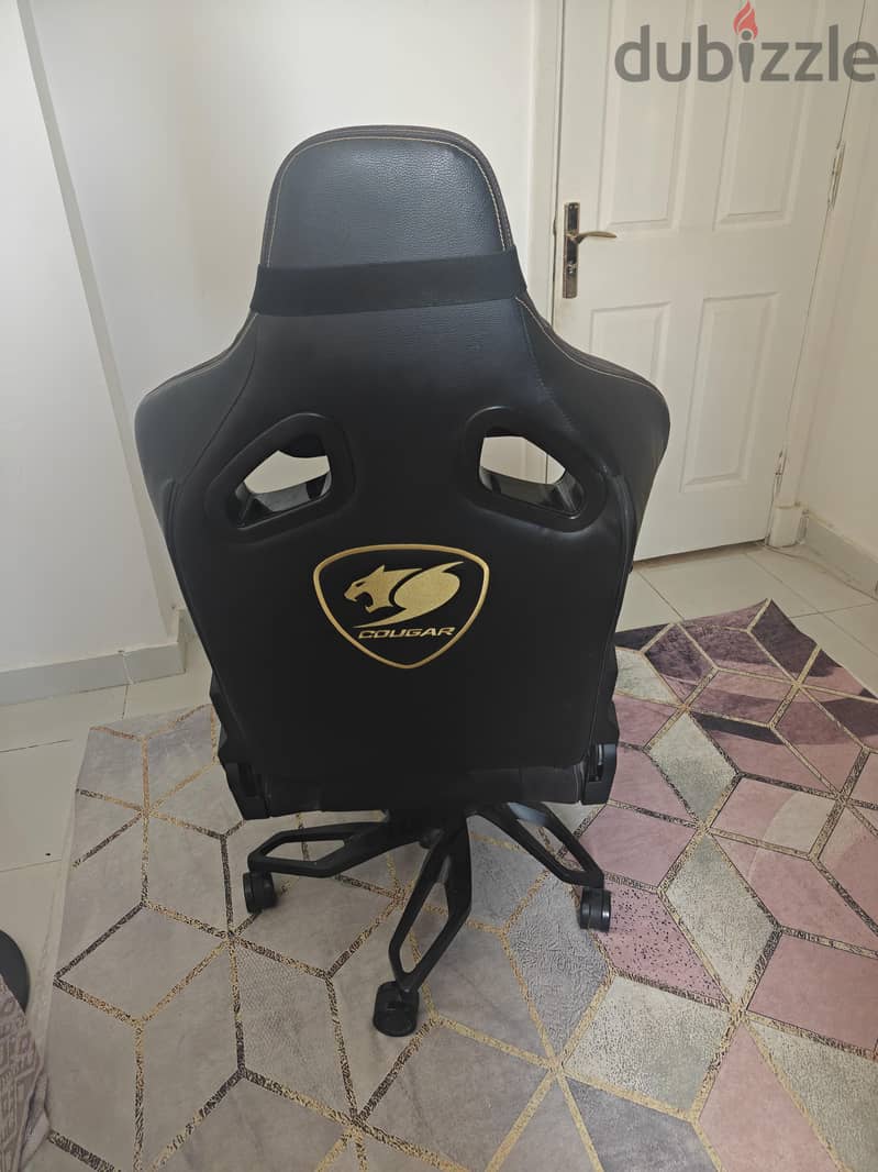 Cougar Armor S Royal 1