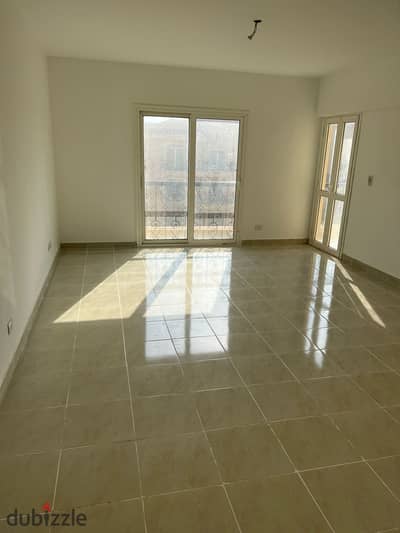 Apartment for sale, a great deal in Al-Rehab, two bedrooms, check out the pictures