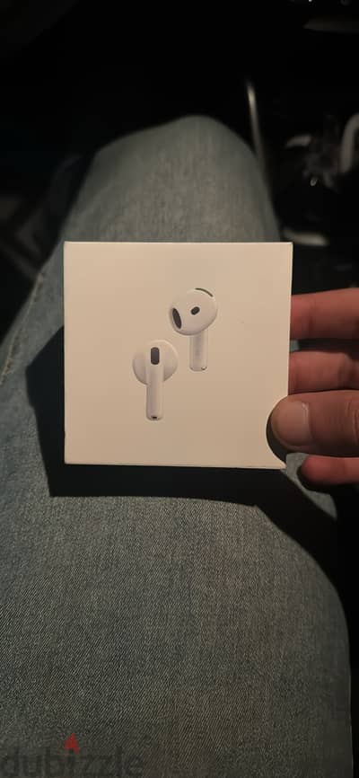 AirPods 4 Active Noise Cancellation