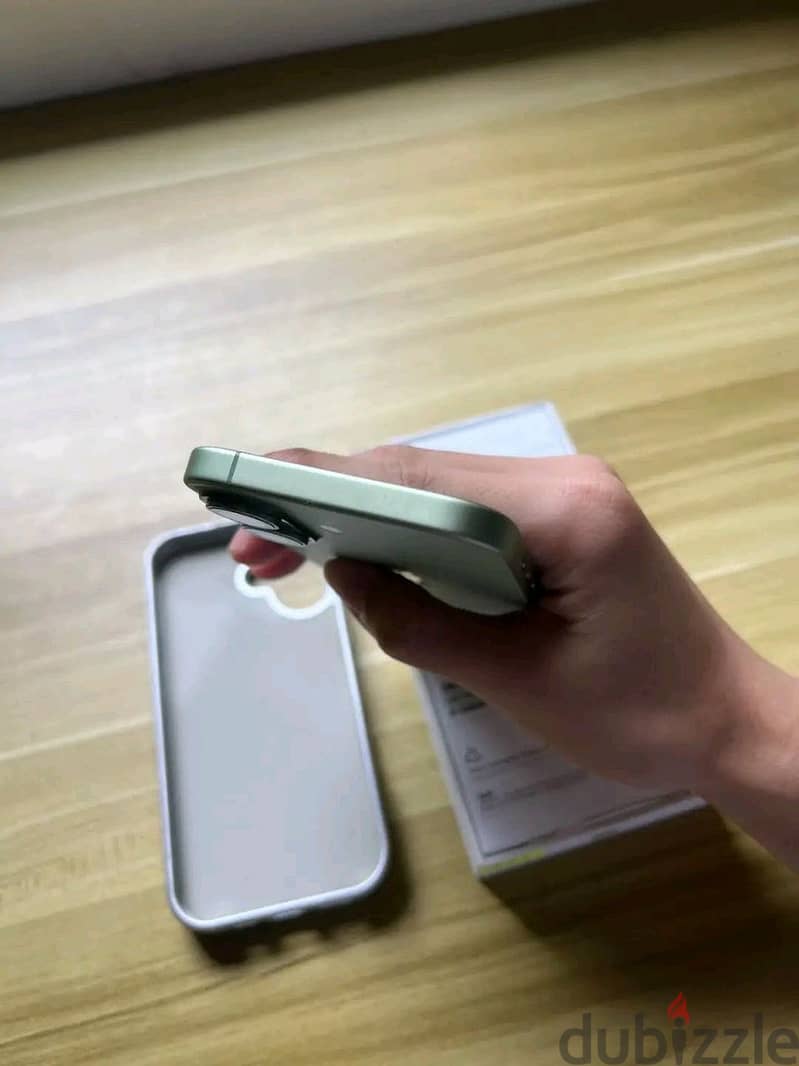 Apple - iPhone 17 5