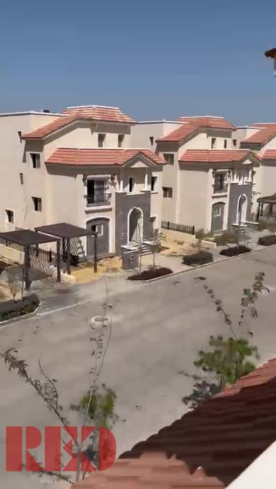 Middle Townhouse for Sale in Sawary | Semi-Finished | 245 sqm Land, 270 sqm Built, 65 sqm Roof | Immediate Delivery | 23M Down Payment | Installments!