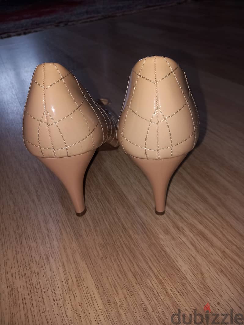 New Dejavu heels 4