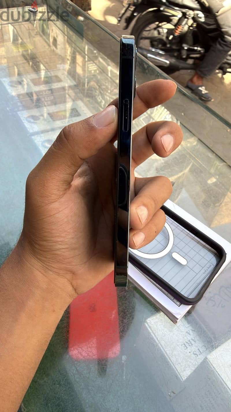 Apple - iPhone 12 Pro 8