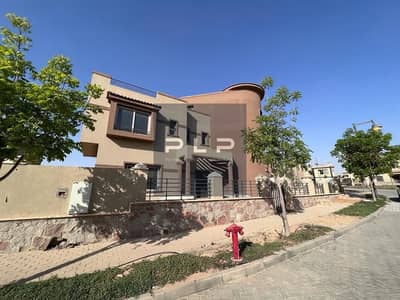 فيلا ستاند الون ريسيل متشطبه الترا سوبر لوكس استلام فوري بسعر لقطه في كمبوند بالم هيلز قطاميه  Palm Hills Katameya