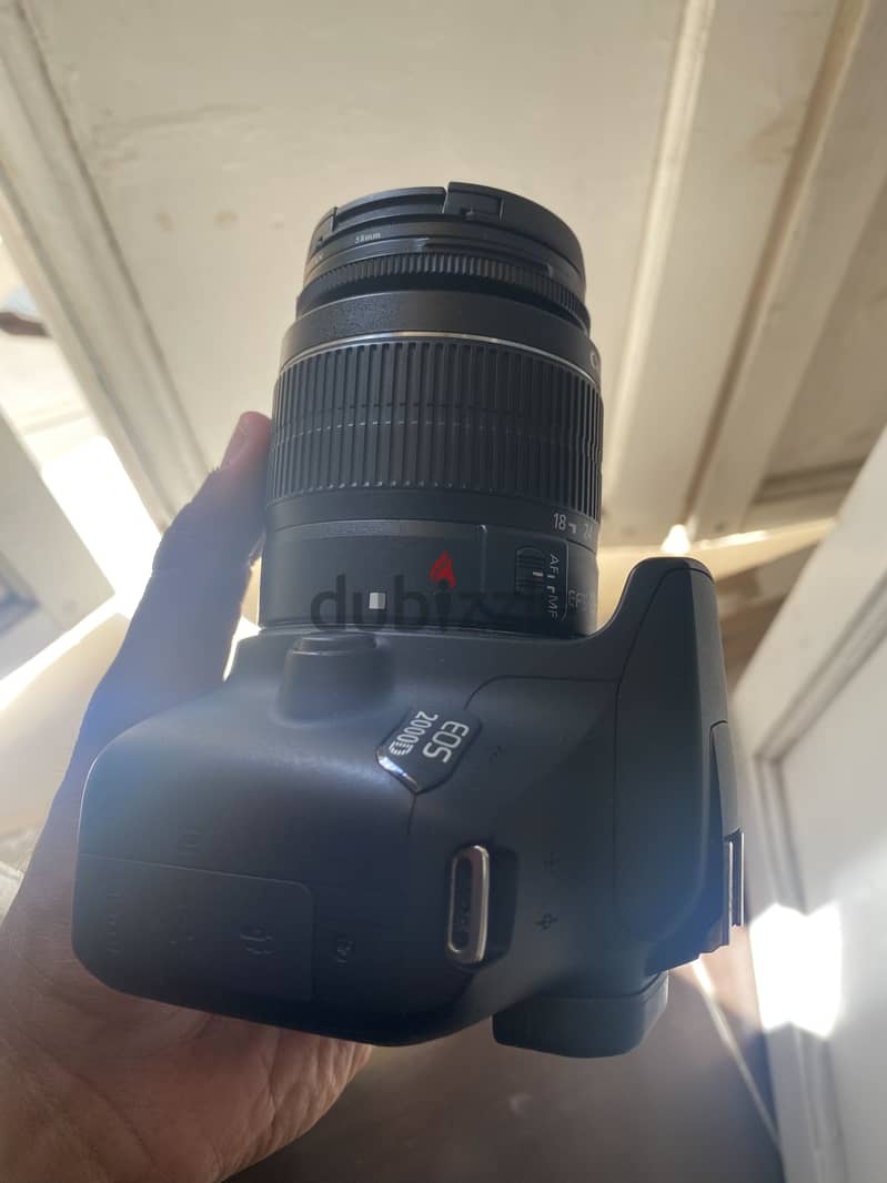 Canon 2000D 4