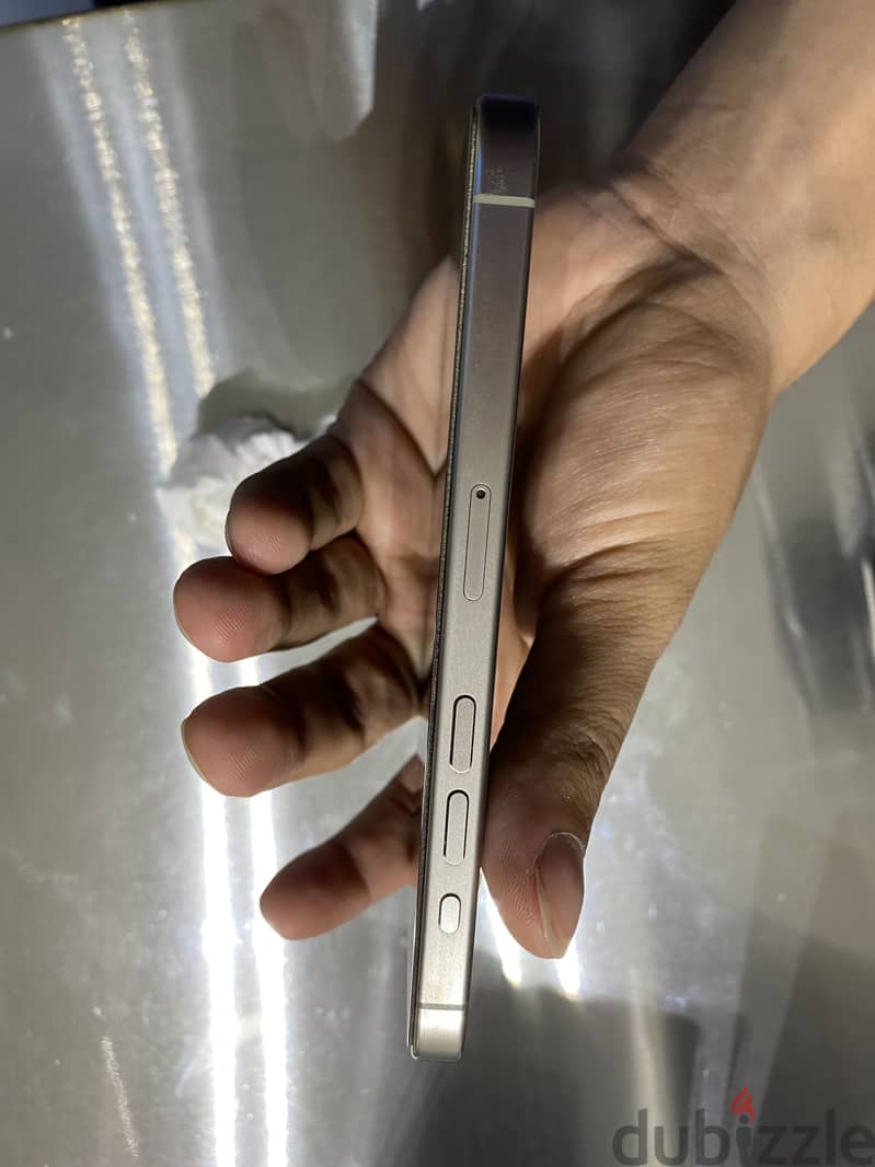 Apple - iPhone 15 Pro 4