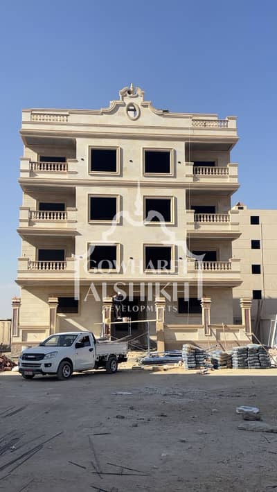 شقة أرضي بحديقة للبيع في بيت الوطن – التجمع الخامس | الحي الثامن | 200 م + حديقة 150 م