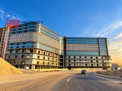 مكتب اداري في اول مول  واجهة مباشرة على محور الأمل