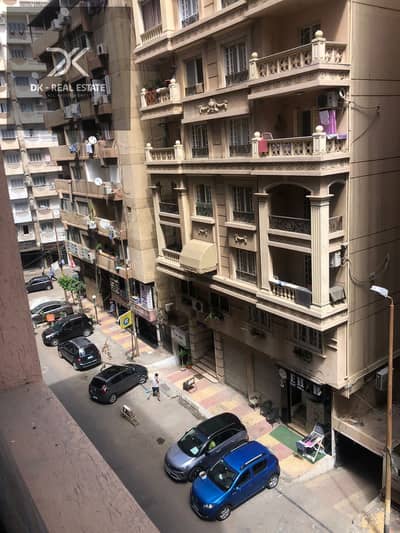 شقه للبيع 185متر سموحه تقسيم القضاه