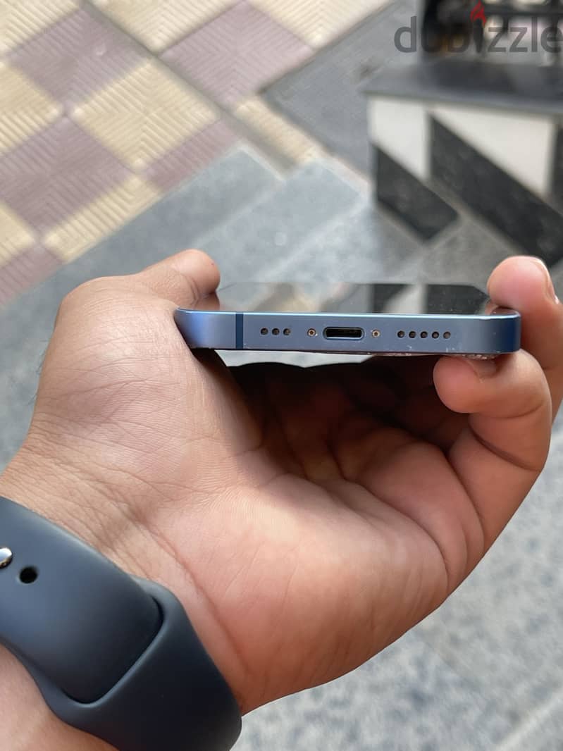 Apple - iPhone 13 5
