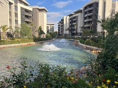 Apartment 84 m for sale in Privado, a very special opportunity for upscale living or investment in the finest integrated compound within Madinaty - 4th floor - lake view - sea view - without an offer.