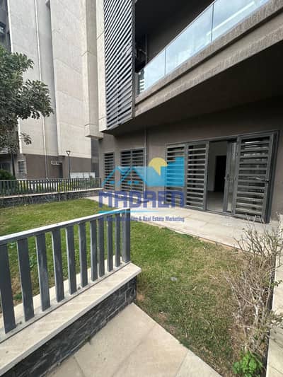 82 square meters ground floor apartment with a private garden of 35 meters for rent in Rivado Compound Madinaty first residence