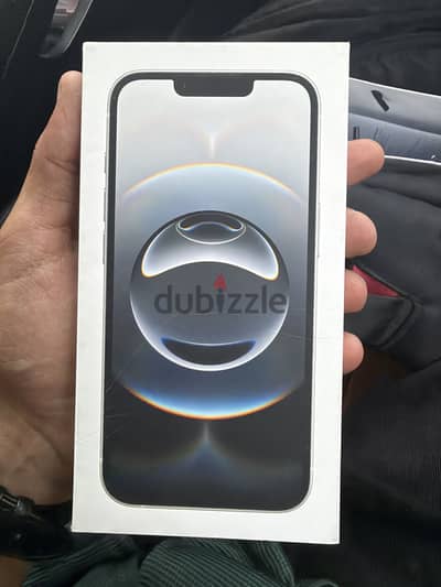 iPhone 16e 128GB أبيض متبرشم - ضمان تريدلاين - ضريبة مدفوعة