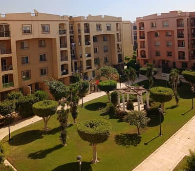 Apartment for sale 3 bedrooms and 2 bathrooms next to the services in View Wide Garden