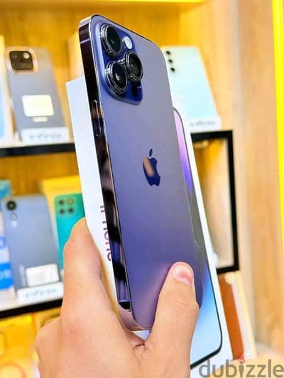 آبل - آيفون 14 بلس