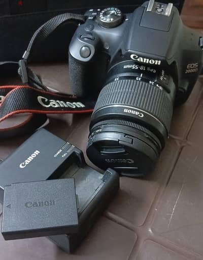 كاميرا canon EOS2000D بحاله الزيرو (استعمال شهرين) +بكج اكسسورات كامل