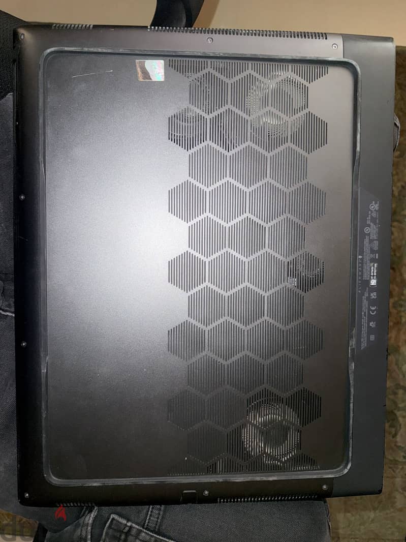 Alienware m18 4