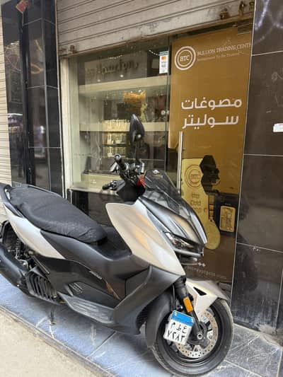 للبيع