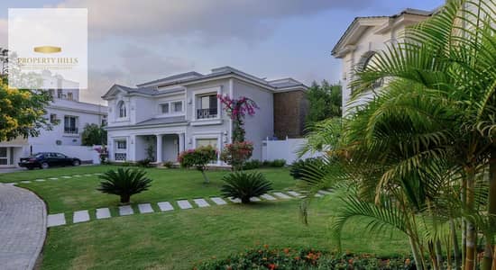 Townhouse for sale in Mountain View 1.1 compound; ready for immediate handove