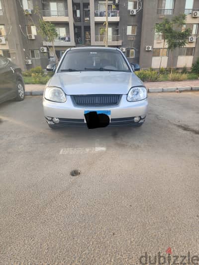 Hyundai Verna 2012