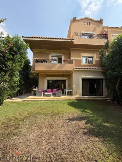 VILLA FOR SALE IN LES ROIS COMPOUND