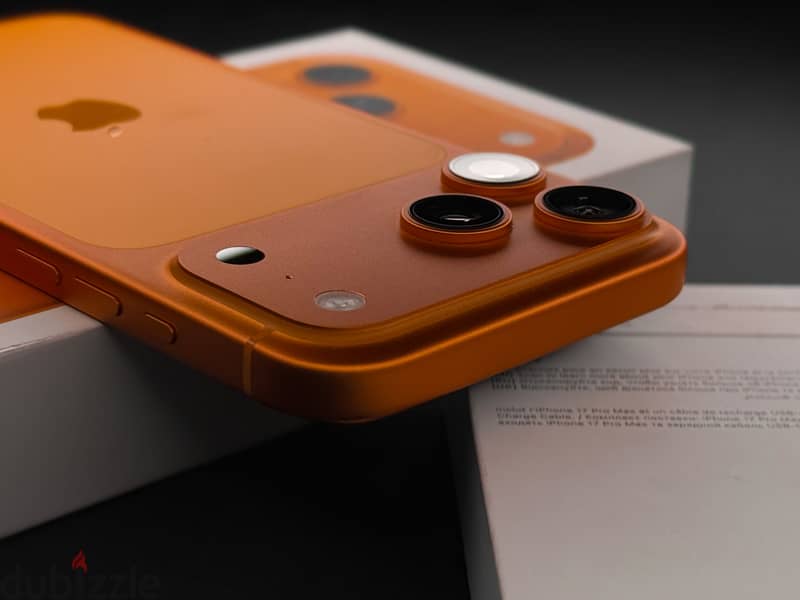 Apple - iPhone 17 Pro Max 1