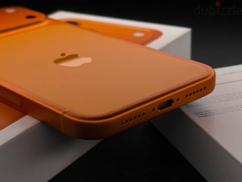 Apple - iPhone 17 Pro Max 3
