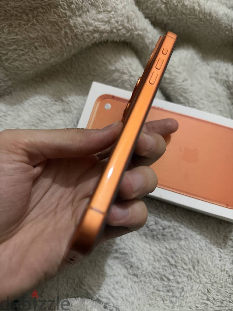 Apple - iPhone 17 Pro Max 3