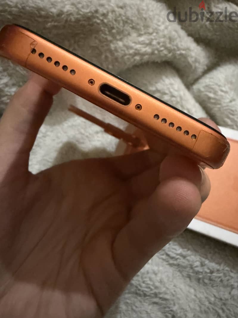 Apple - iPhone 17 Pro Max 4