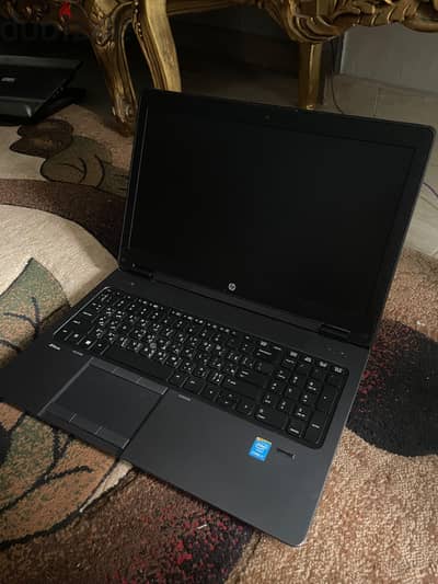 لاب توب hp Zbook G2 بحالة ممتازة