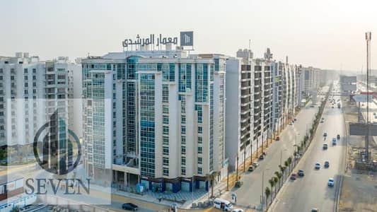 مكتب اداري للايجار 250 م مكيف ابراج باڤاريا علي الطريق الدائري مباشره دقائق للتجمع الخامس للشركات الكبرى