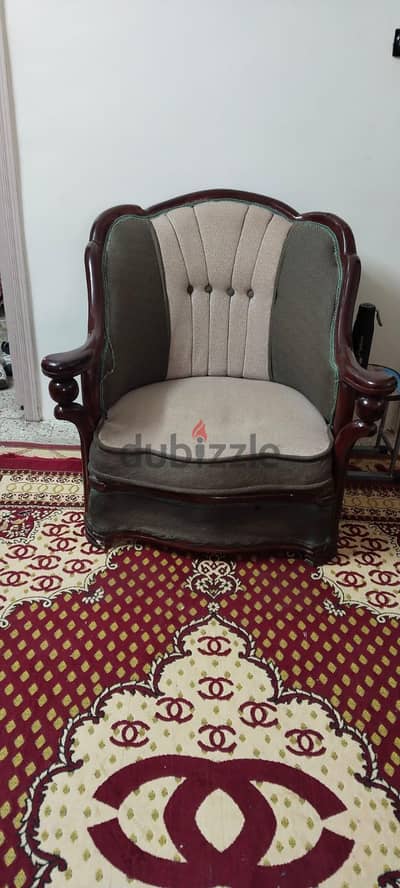 انتريه ٥ قطع كنبة كبيرة و ٤ كراسى