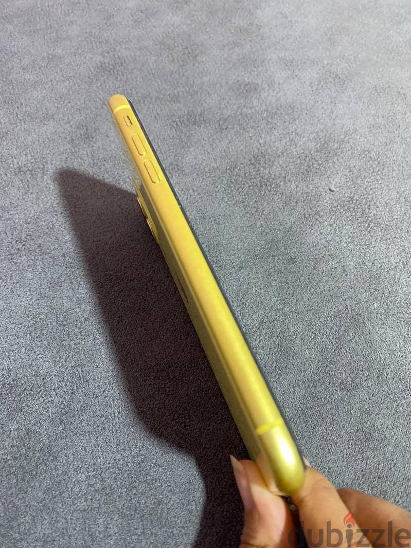 Apple - iPhone 11 3