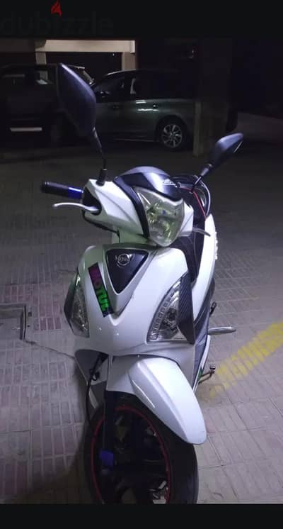اسكوتر sym st
