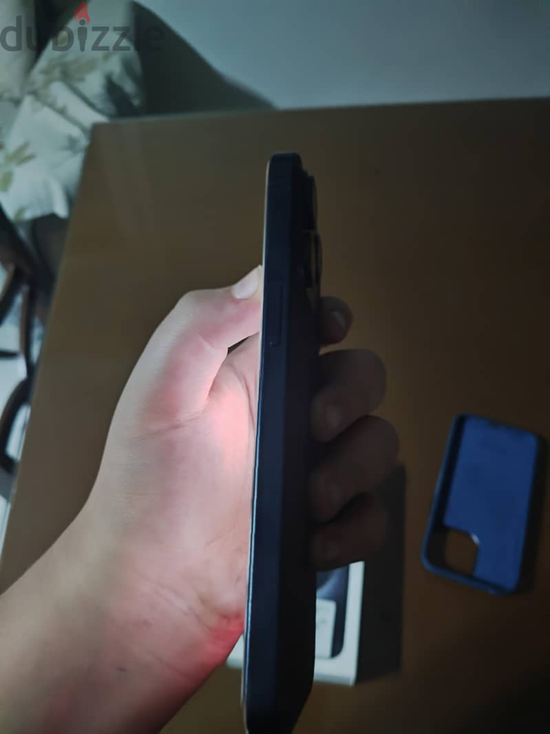Apple - iPhone 15 Pro Max 3
