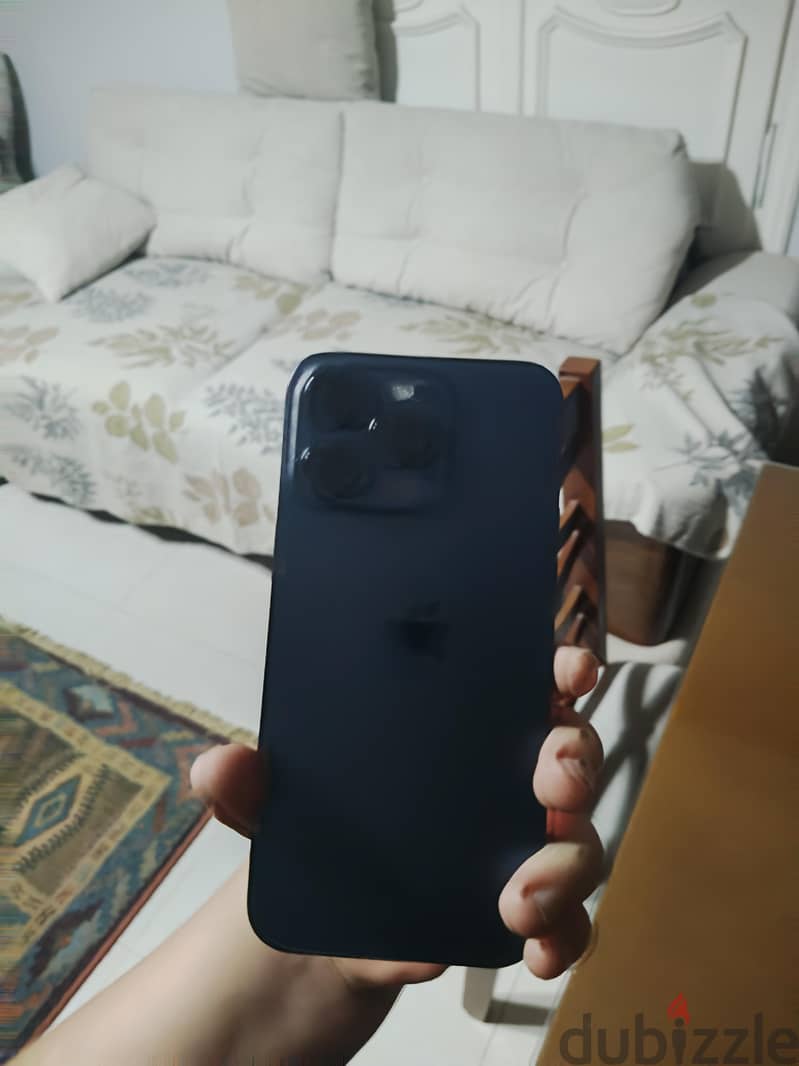 Apple - iPhone 15 Pro Max 8