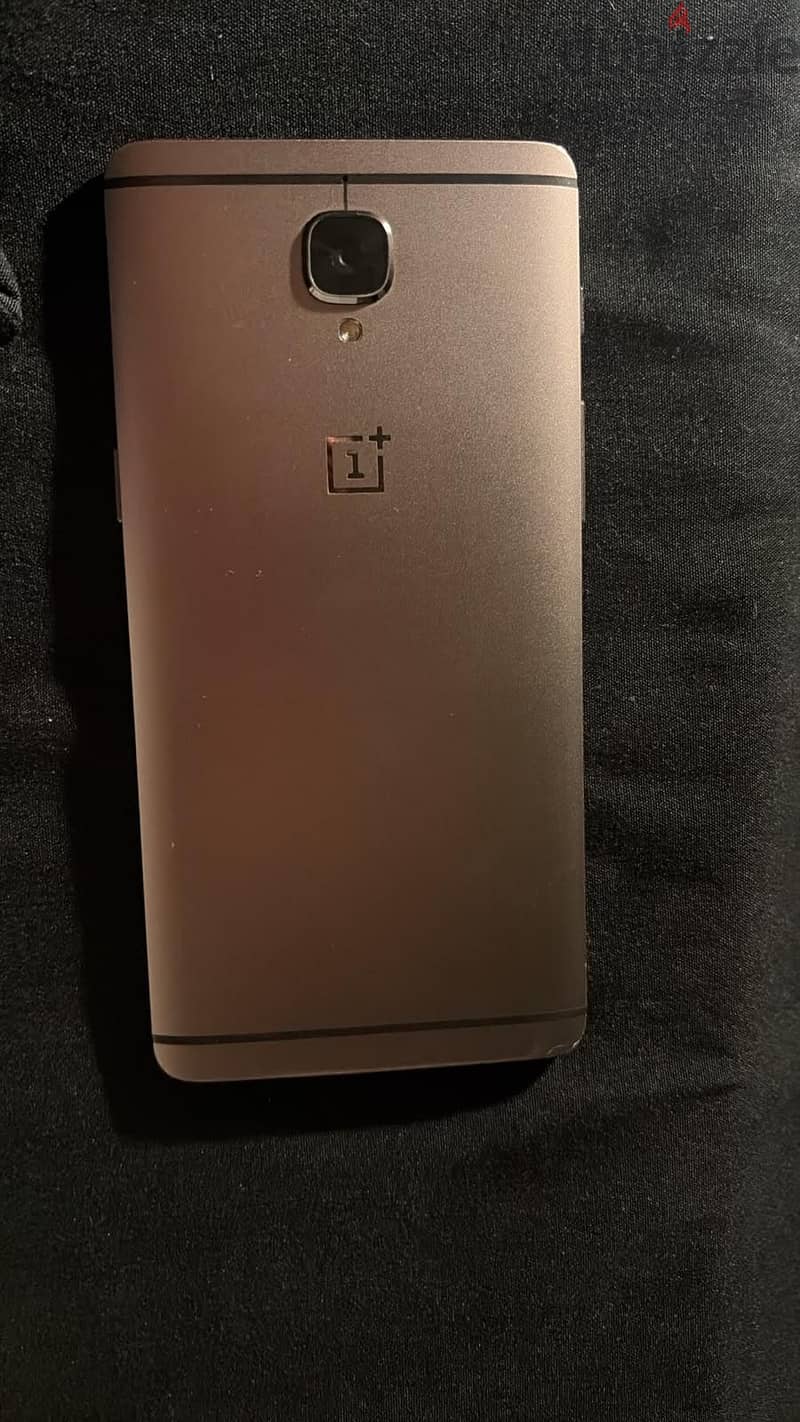 One Plus 3T 2